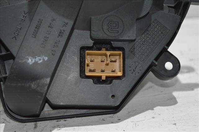 Foto 3ª: Ventilador de Calefacción Volkswagen Passat 1.9 TDI 5 PUERTAS 74kw [AVB] (2002)