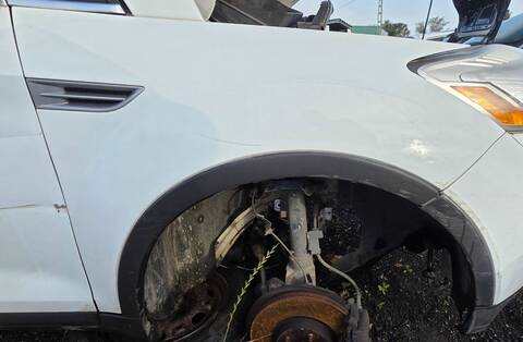 Aleta Delantera Derecha Ford Kuga TREND