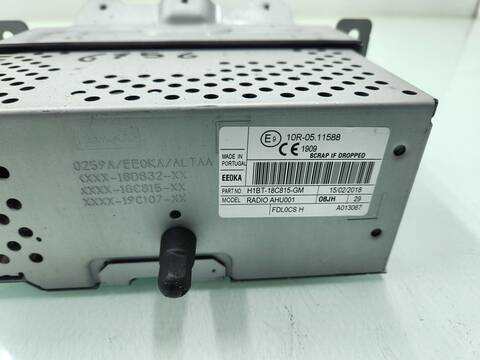 Foto 2ª: Sistema Audio Radio CD Ford Fiesta ACTIVE 101CV 74KW [SFJK] (2018)