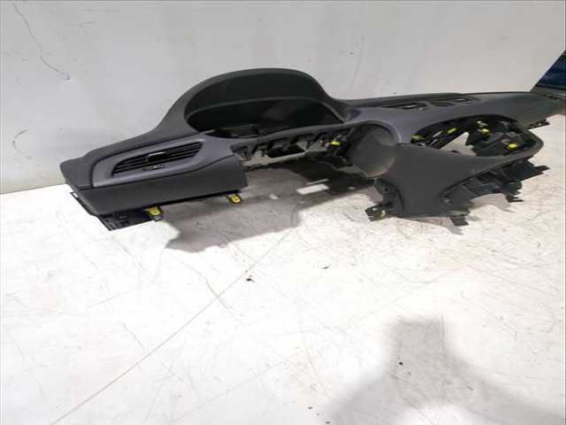 Foto 3ª: Salpicadero Opel Corsa 1.3 CDTI 08 68) 75CV 55KW [B 13 DTC,B 13 DTN] (2016)