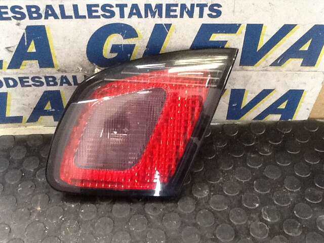 Piloto Portón Derecho Nissan Primera 2.0 0CV