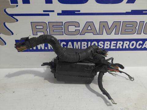 Caja Reles Fusibles Fiat Doblo 1.3 16V M-JET CAT 95CV