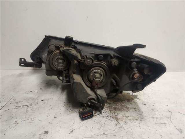 Foto 2ª: Faro Derecho Mitsubishi Outlander 2.0 DI-D INVITE [2.0 LTR. - 103 KW DI-D CAT]