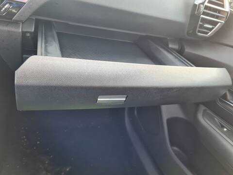Foto 2ª: Guantera Citroen C4 1.2 PURETECH 130 BAHNSA BAHNSB) 131CV 96KW [HN05] (2022)