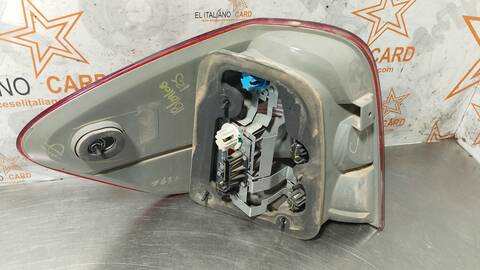 Foto 3ª: Piloto Trasero Derecho Mercedes Clase ML 320 3.0 CDI W164) 224CV 165KW 164.122) [OM642940] (2005)