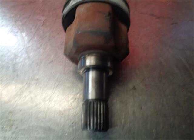 Foto 3ª: Transmision Delantera Izquierda Citroen C4 1.6 HDI [9HY (DV6TED4)]