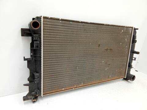 Foto 2ª: Radiador Motor Mercedes Sprinter 310 CDI 906.731 906.733 906.735) 95CV 70KW