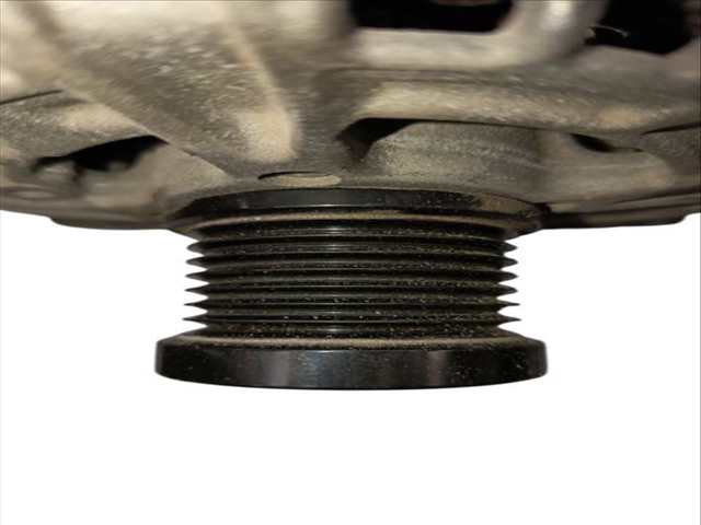 Foto 3ª: Alternador Dacia Sandero TCE 90 B8M1 B8MA B8AC) (2012)