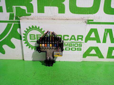 Caja Reles Fusibles Citroen C4 EXCLUSIVE PICASSO 109CV 80KW