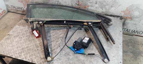 Foto 3ª: Elevalunas Eléctrico Delantero Derecho Audi S4 4.2 AVANT 344CV 253KW [BBK] (2005)