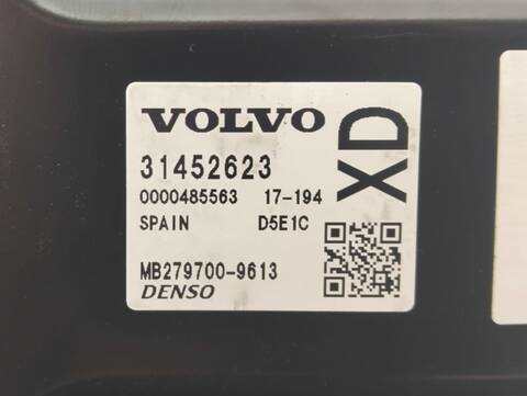 Foto 3ª: Centralita Motor ECU Volvo V60 D4204T4 (2017)