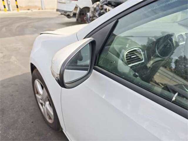 Retrovisor Derecho Volkswagen Golf 1.6 ADVANCE BLUEMOTION [1.6 LTR. - 77 KW TDI DPF]