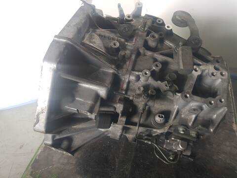 Foto 2ª: Caja Cambios Toyota Auris 1.4 D-4D NDE180_) 90CV 66KW [1ND] (2014)