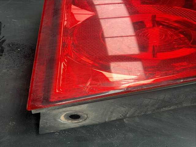 Foto 3ª: Piloto Trasero Izquierdo Chevrolet Aveo F14D3 BERLINA (2006)