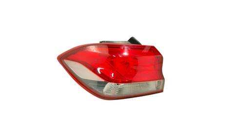 Piloto Trasero Izquierdo Hyundai i30 TECNO 1 CRDI CAT 1582 CM3) 116CV