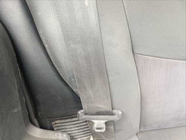 Cinturón Trasero Derecho Toyota Prius 2ZRFXE AUT.