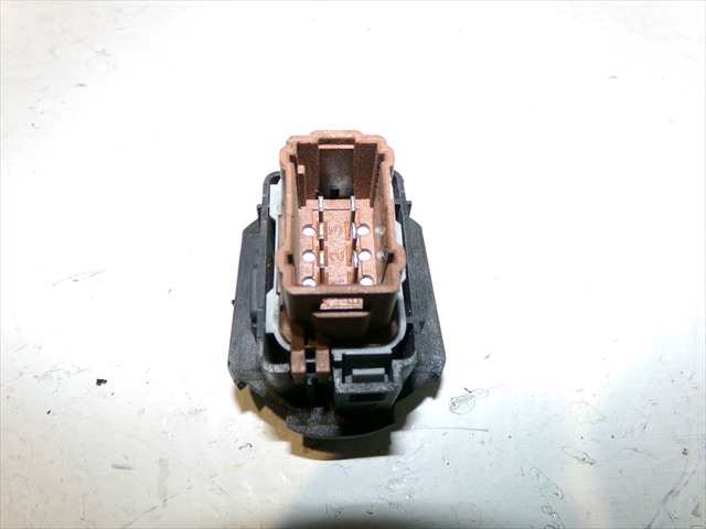 Foto 3ª: Botonera Elevalunas Renault Laguna 1.6 G MODELO 2,2001-2007 [K4MD7] (2001)