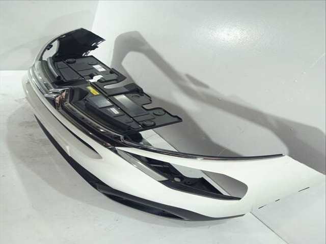 Foto 3ª: Paragolpes Delantero Citroen C4 1.2 PURETECH 130 BAHNSA BAHNSB) 131CV 96KW [HNS (EB2ADTS)] (2023)