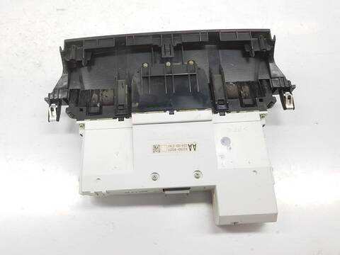 Foto 2ª: Pantalla Multifuncion Toyota Land Cruiser 3.0 TD 166CV 125CV [1KDFTV] (2002)