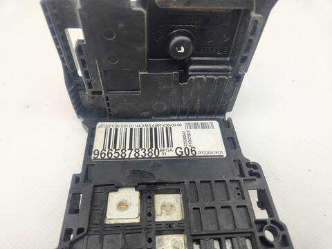 Foto 3ª: Caja Reles Fusibles Citroen DS5 G DESIGN [RH02] (2013)