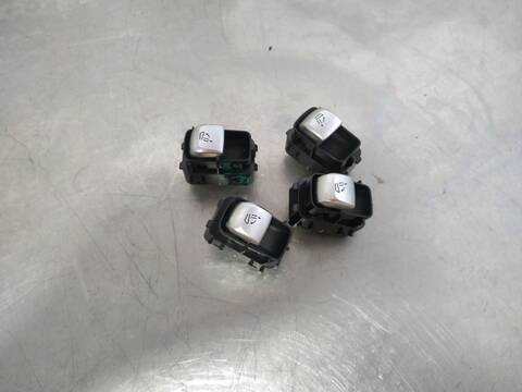 Foto 1ª: Mando Multifuncion Mercedes Clase C 160 C 220 T CDI BLUETEC 205.204) 170CV 125KW FAMILIAR [651921] (2014)