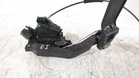 Foto 2ª: Cerradura Puerta Delantera Izquierda Ford Focus 1.8 TDCI 100CV [FFDA] (1998)