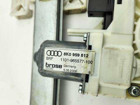 Foto 2ª: Elevalunas Manual Trasero Derecho Audi Q5 2.0 TDI 125KW) 170CV [CAHA] (2009)