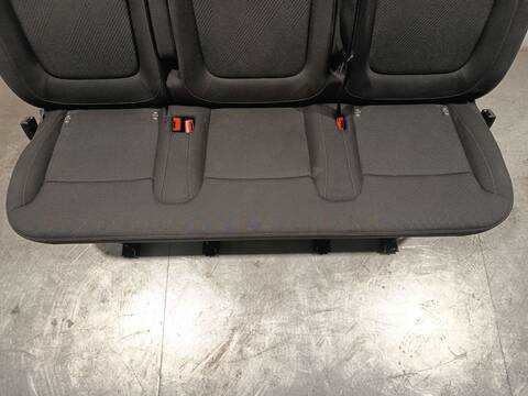 Foto 2ª: Asientos Traseros Renault Trafic 2.0 DCI 110 JGMW) 110CV 81KW