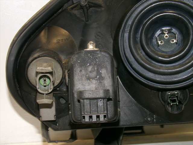 Foto 3ª: Faro Izquierdo Renault Clio 1.9 DTI 1998-2001 [F8QK6] (1999)