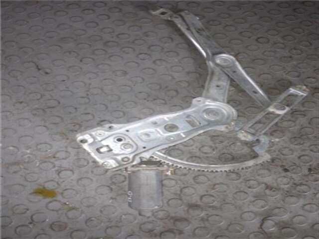 Foto 2ª: Elevalunas Eléctrico Delantero Derecho Mercedes Clase C 160 2.2 220 DIESEL (202.121) [2.2 LTR. - 70 KW DIESEL CAT] [OM 604.910]