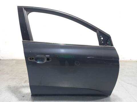 Foto 1ª: Puerta Delantera Izquierda Renault Megane 1.3 TCE 140 B9NB) HATCHBACK 140CV 103KW IV HATCHBACK B9A/M/N_) [H5H470] (2019)