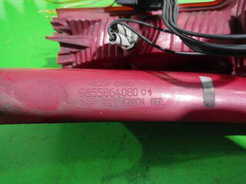 Foto 2ª: Piloto Trasero Izquierdo Citroen C4 COLLECTION 90CV [9HXDV6ATED4] (2004)