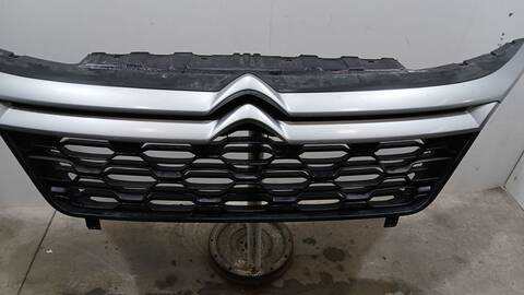 Foto 3ª: Rejilla Delantera Citroen Jumper 2.0 BLUEHDI 110 110CV 81KW FURGONETA [AH03] (2018)