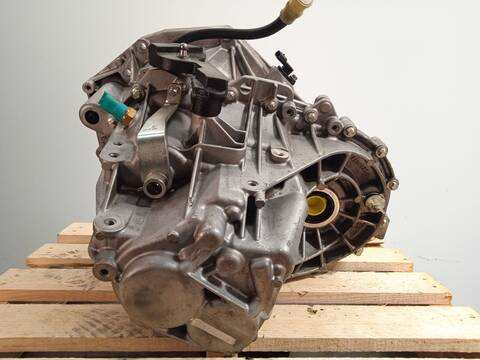 Foto 3ª: Caja Cambios Renault Clio 1.5 BLUE DCI 100 B7AD) 101CV 74KW (2022)