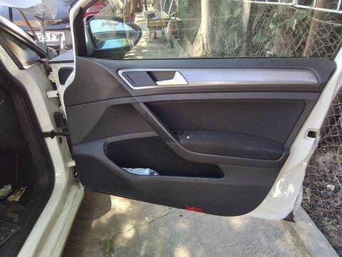 Tapizados Cartoneras Volkswagen Golf 1.6 TDI DPF 105CV 77KW