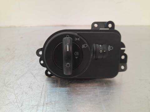 Mando Luces Ford Fiesta AMBIENTE 69CV 51KW