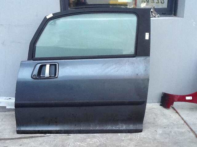 Puerta Delantera Izquierda Peugeot 1007 1007 DOLCE 1398 CC 1.4 LTR) 70CV/50KW DV4TD 8HZ