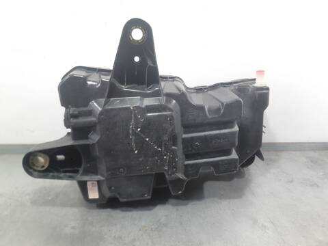 Foto 2ª: Deposito AdBlue Toyota Proace 1.5 D-4D 100 BPZMD) 102CV 75KW FURGON [YH01] (2025)
