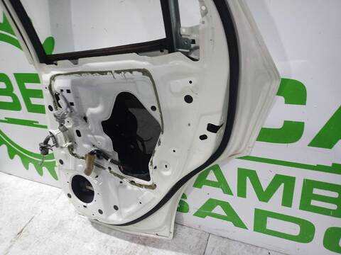 Foto 2ª: Puerta Trasera Derecha Nissan Juke ACENTA AUT. 117CV [HR16DE] (2010)