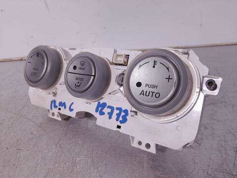 Foto 3ª: Mando Climatizador Mazda 6 2.0 DIESEL CAT BERLINA 136CV 100KW [RF] (2004)