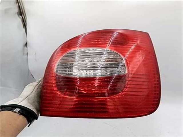 Foto 3ª: Piloto Trasero Derecho Citroen Xsara 2.0 HDI EXCLUSIVE [2.0 LTR. - 66 KW HDI CAT (RHY - DW10TD)] [RHY / DW10TD]