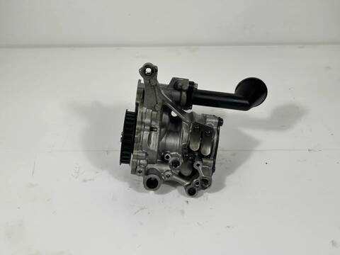 Bomba de Aceite Volkswagen Golf 1.6 TDI 105 CV 77KW