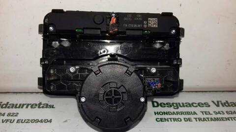 Foto 3ª: Mando Luces Mercedes Vito 114/116 CDI 119 CDI/BT 4MATIC KOMPAKT 447.701) 190CV 140KW [651950] (2014)