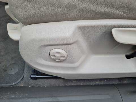 Foto 3ª: Asiento Delantero Izquierdo Audi Q5 2.0 TDI 125KW) 170CV [CAHA] (2009)