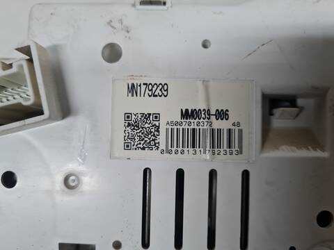 Foto 2ª: Cuadro de Instrumentos Mitsubishi L200 CABINA DOBLE INTENSE 4X4 136CV 100KW [4D56TD] (2007)