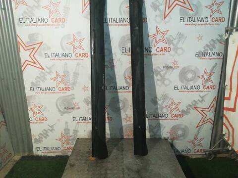 Estriberas Toyota Prius EXCLUSIVE 156CV 115KW