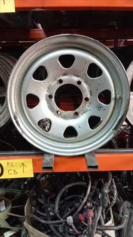 LLanta Chapa Nissan Patrol 2.8 D PATROL 260 3P