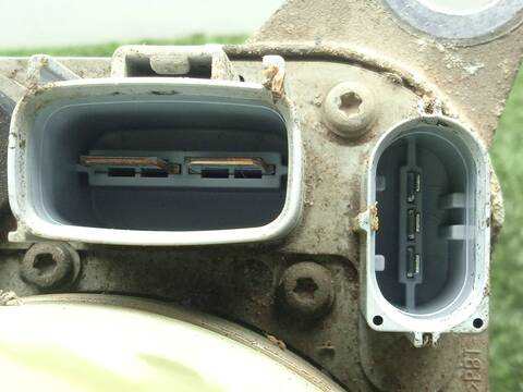 Foto 3ª: Bomba de Direccion Volvo S40 2.0 D 136CV 100KW [D 4204 T] (2006)