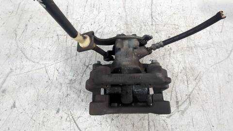 Foto 3ª: Pinza Freno Trasera Izquierdo Toyota Auris 1.6 ZRE151_) 124CV 91KW [1ZR-FE] (2007)