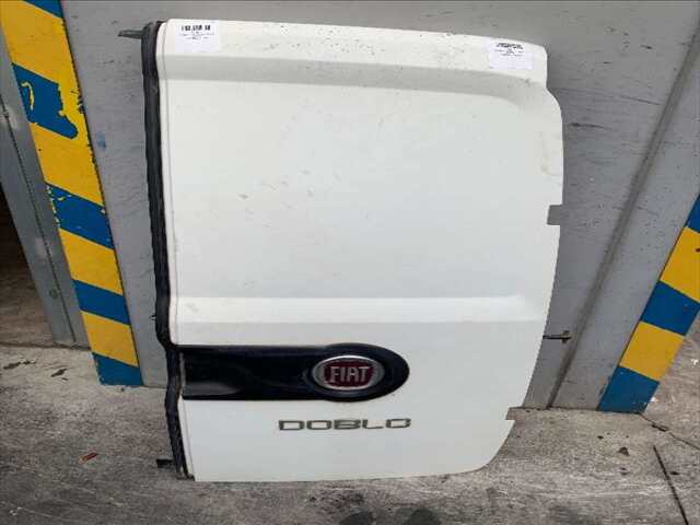 Puerta Trasera Derecha Fiat Doblo 1.3 JTD 90CV